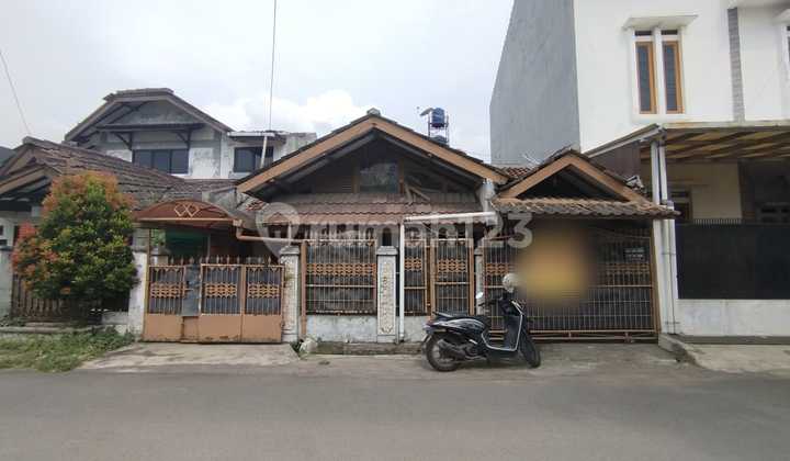 Di Jual Bu Rumah Hitung Tanah Saja di Komplek Margahayu Raya LT 121