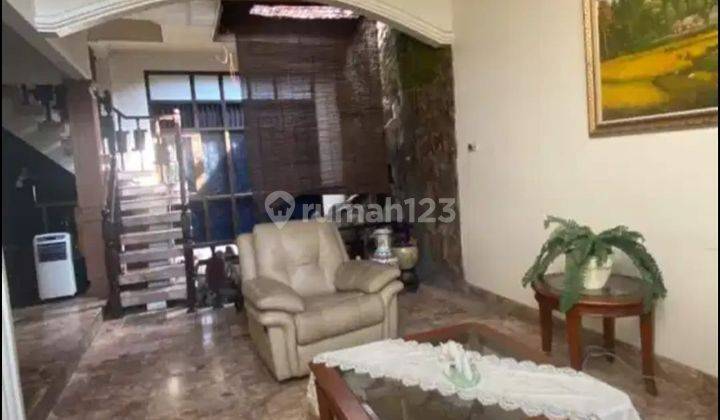 Dijual Rumah Luas di Villa Melati Mas Serpong 2