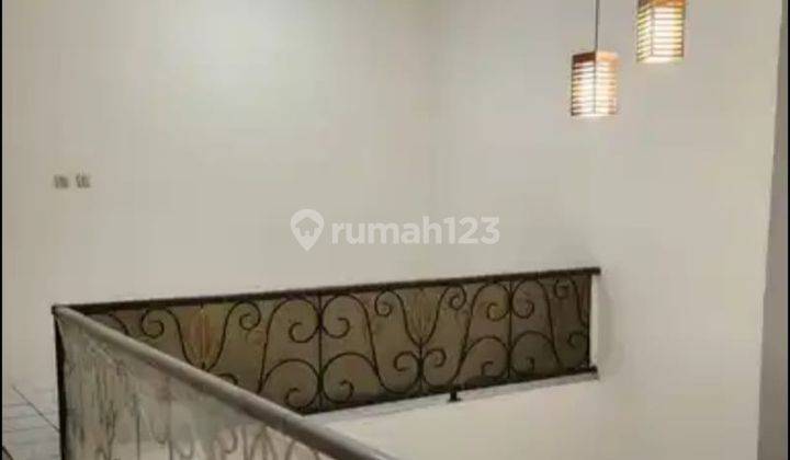 Dijual Rumah Rapi di Kemanggisan Jakarta Barat 2