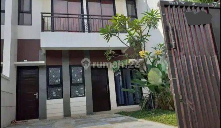 Disewakan Rumah Rapi Full Furnished di Kunciran Dekat Alam Sutera 1