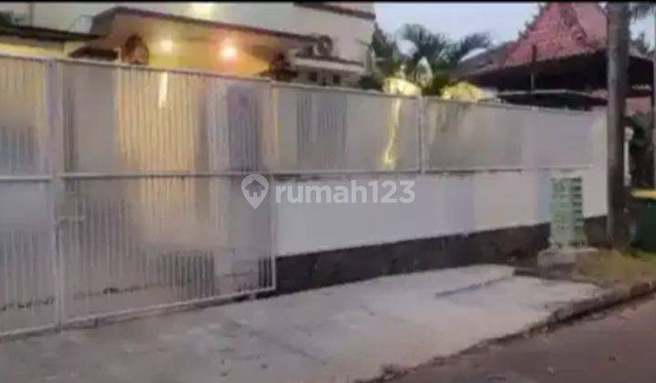 Disewakan Rumah Luas Rapi di Puspita Loka Bsd 2