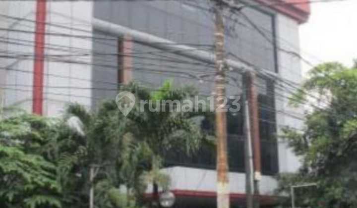 For Rent Office Building / 4-story showroom building near Blok M South Jakarta