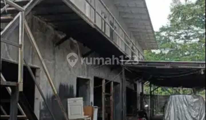 For Sale Warehouse / Workshop Below Market Price Under NJOP in Cibubur (Behind Grand Citra) East Jakarta Land Area 500 Building Area 400 Strategic Location Behind Grand Cibubur Housing Access for Small Trucks SHM Title Price: 1.3M Negotiable (NJOP 1.7M) Contact *Lindawati* 08138860xxxx Atlan