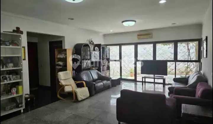 Dijual Rumah Besar Full Furnished di Jelambar Jakarta Barat Harga Dibawah NJOP