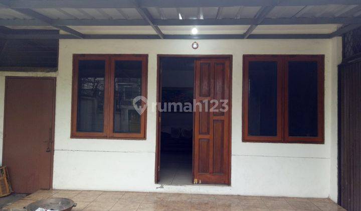 Dijual Rumah Tua Hitung Harga Tanah Saja di Pegangsaan Menteng 1