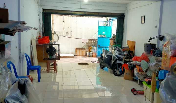 Dijual Rumah di Jelambar Jakarta Barat Lokasi Strategis Tenang dan Nyaman bisa Parkir Mobil Dijual Rumah di Jelambar Jakarta Barat Lokasi Strategis Tenang dan Nyaman bisa Parkir Mobil