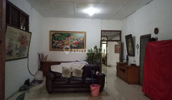 Dijual Rumah Tua Hitung Harga Tanah Saja di Pegangsaan Menteng 2