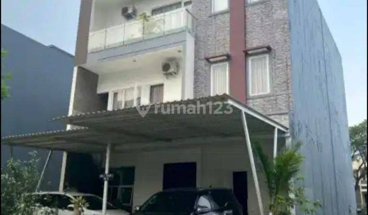 Dijual Rumah Bangunan Mandiri Mewah di Cluster Scarlet The Spring 1