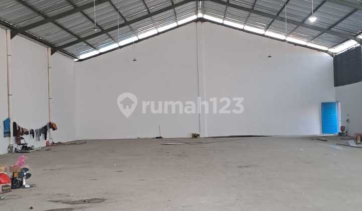 For rent: Clean warehouse ready for use in Bitung Jaya, Cikupa, Tangerang. For rent: Clean warehouse ready for use in Bitung Jaya, Cikupa, Tangerang.