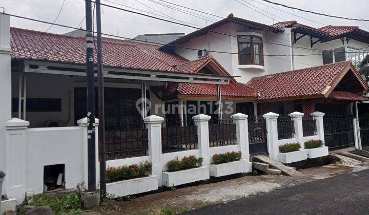 Disewakan rumah di Cipete dekat Sekolah Perancis 1