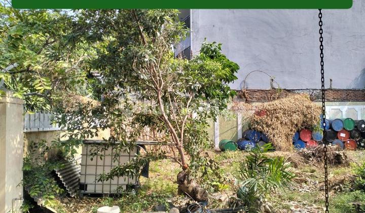 Land for Sale with Bonus House in Kemayoran, Central Jakarta