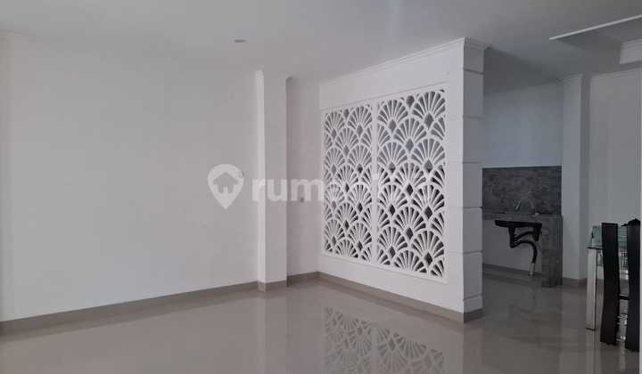 Strong Comfortable Residence Attached to Galaxy in Jakasetia, Bekasi 2