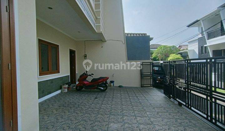 Rumah Baru Megah Nyaman Di Duren Sawit Jakarta Timur 2