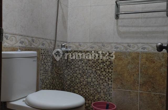 Rumah Megah & Kokoh Nyaman di Condet Jakarta Timur 15