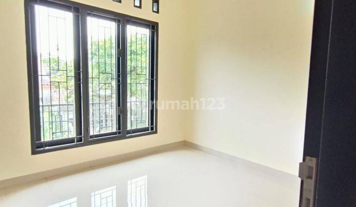 Rumah baru Mewah & Megah Nyaman di Kodau Pondok Gede Bekasi Kota 18