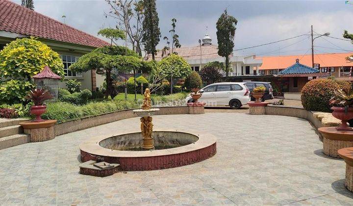 Villa Megah hawa Sejuk Strategis di Cisarua Bogor 1