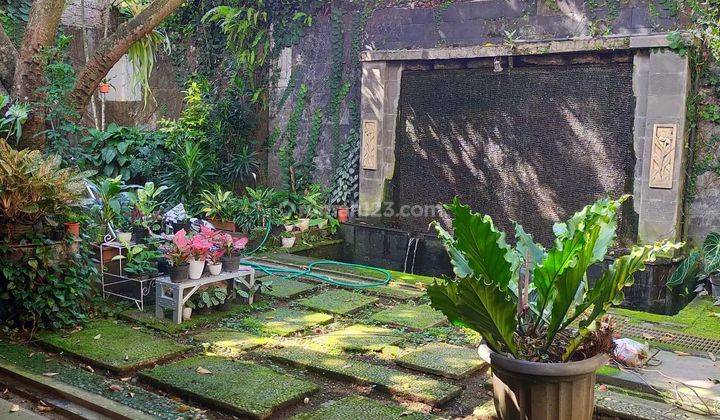 Dijual Rumah Mewah Klasik di Pondok Labu Jakarta Selatan 2