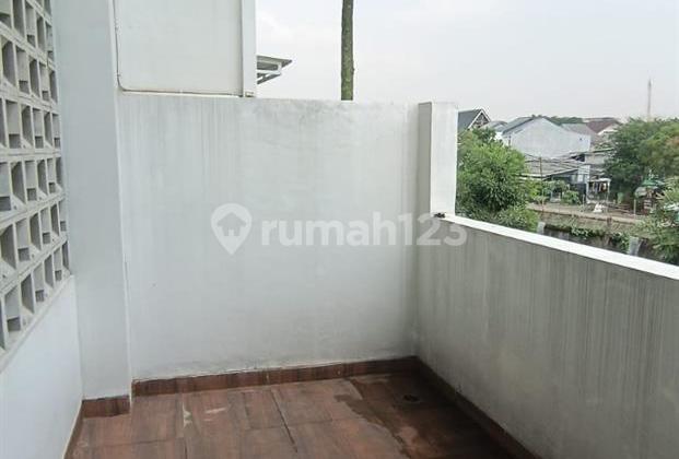 Hunian Mewah Nyaman Di Jatiwaringin Bekasi 2