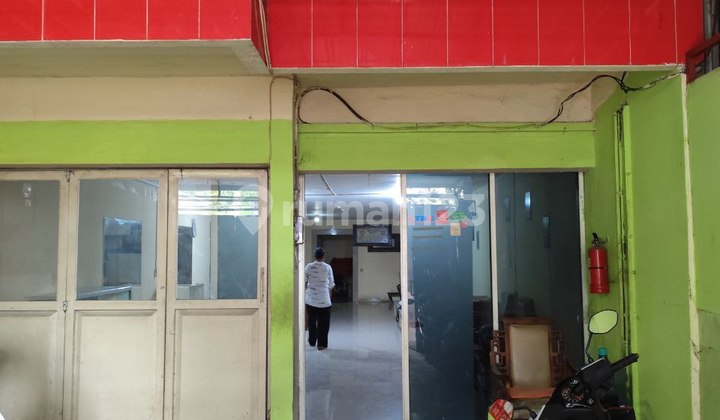 Strategic Shop House in a Busy Area of Jaka Sampurna, Bekasi 2