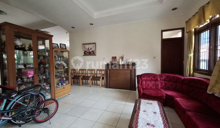 Dijual Rumah Luas Hitung Tanah di Karet Kuningan Jakarta Selatan 2