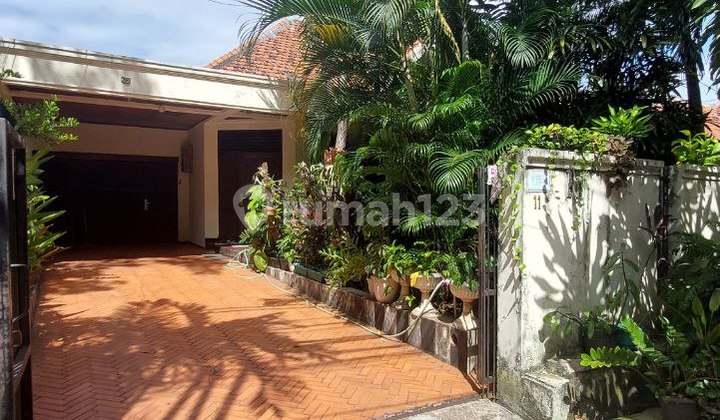 Hunian Pinggir Jl.raya Di Penjompongan Jakarta Pusat Hunian Pinggir Jl.raya Di Penjompongan Jakarta Pusat