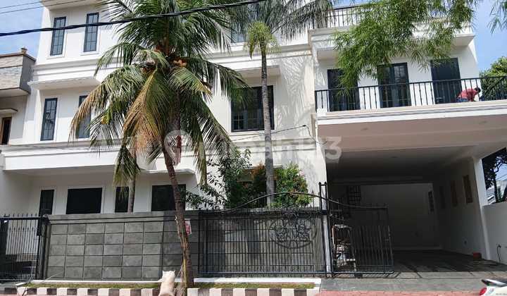 Comfortable and Secure New Residence in Galaxy Bekasi