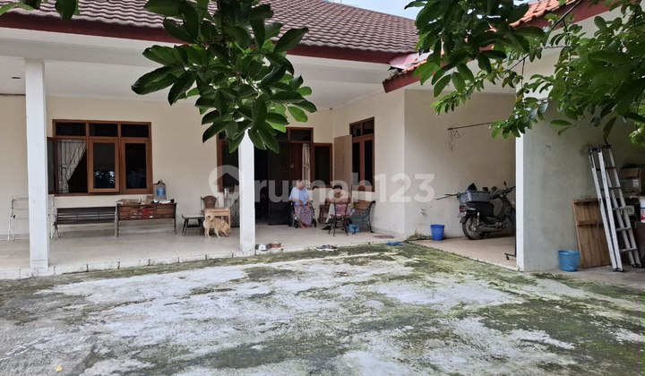 Dijual Rumah Luas Hitung Tanah di Karet Kuningan Jakarta Selatan Dijual Rumah Luas Hitung Tanah di Karet Kuningan Jakarta Selatan