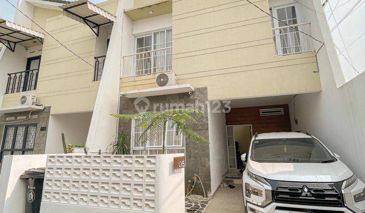 Rumah Cantik Homey Dlm Cluster Di Pekayon Bekasi Barat  1