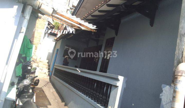 Rumah Induk Dan Kost 11 Kamar Dekat Kampus Budi Luhur  1