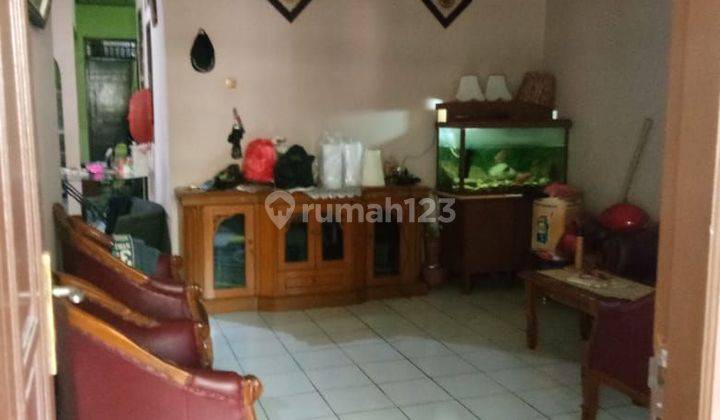 Dijual Rumah Induk Dan 3 Kost Rempoa 2