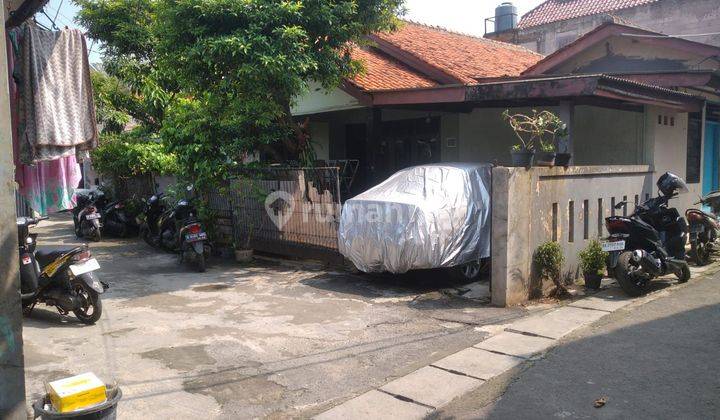 Dijual Rumah Induk Dan 3 Kost2n Ciputat 1