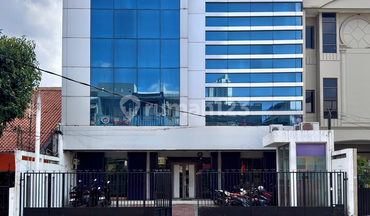 Dijual Ruko gandeng 3 di Tanjung Duren, Jakarta Barat