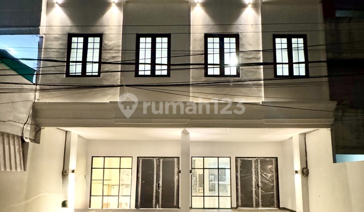 Dijual Ruko di Jalan Setia Warga Jelambar Baru, Jakarta Barat 2