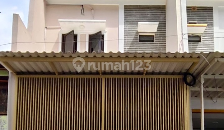 For Sale 3-Story House in Tanjung Duren Dalam, West Jakarta - Strategic Location & Flood-Free For Sale 3-Story House in Tanjung Duren Dalam, West Jakarta - Strategic Location & Flood-Free