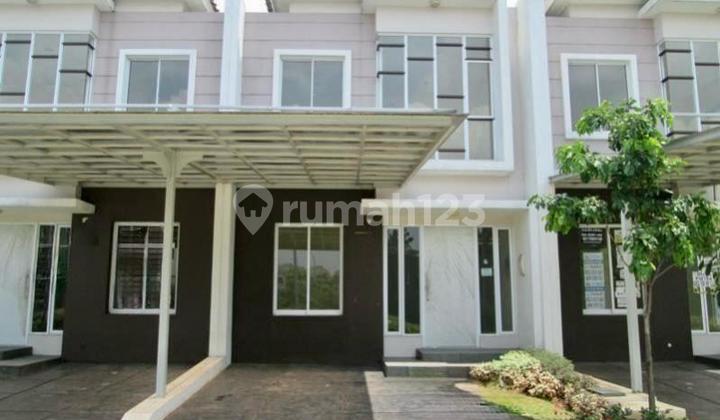 Dijual Rumah 2 Lantai di Green Lake City, Cluster Amerika Latin