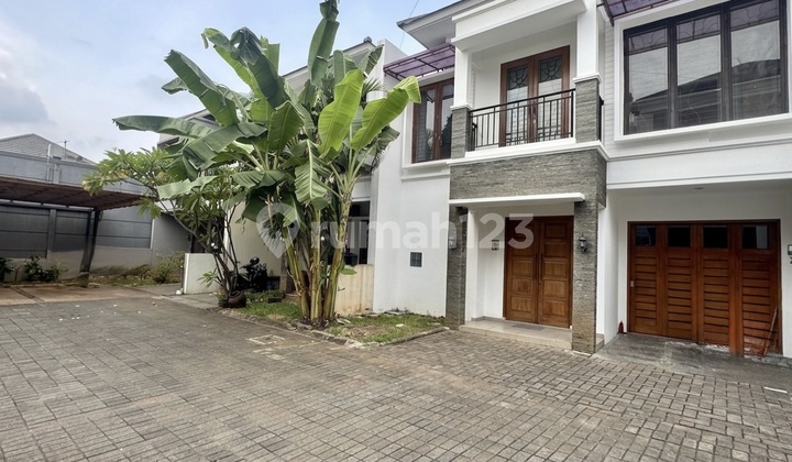 Dijual Rumah di Menteng, Jakarta Pusat Dijual Rumah di Menteng, Jakarta Pusat