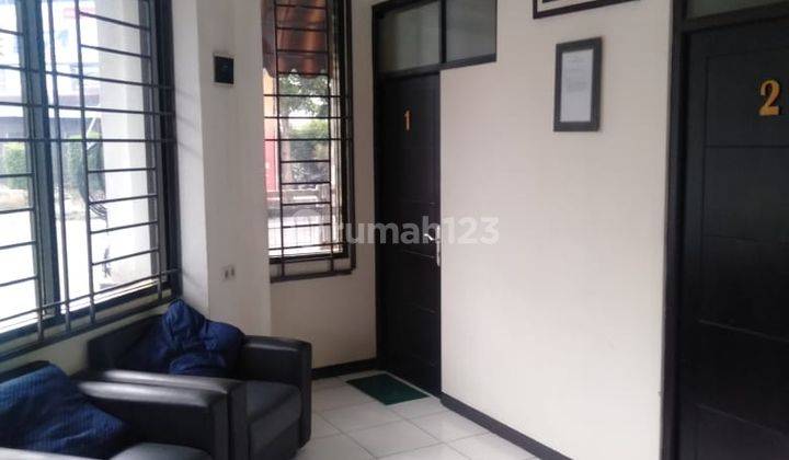 Rumah di Jl.Mohammad Toha 3 Lantai sudah SHM 1