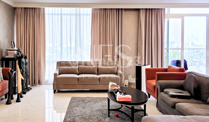 Apartemen Botanica 3+1 BR, Bagus, Fully Furnished, Simprug