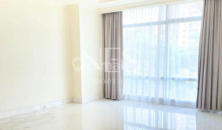 For Sale Botanica Townhouse Apartment 3 BR + 1 Study Nice Furnished 2