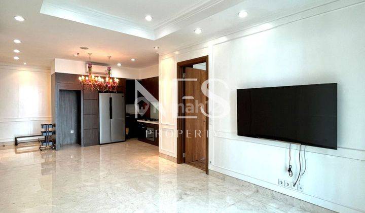 Residence 8 Senopati 2BR, 102 Sqm, Bagus, Semi furnished 2