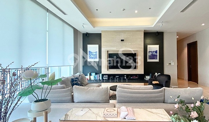Pakubuwono Signature 4 BR 1Study Luxury furnished jakarta selatan 1