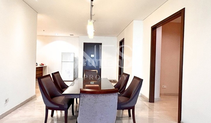 Jual Pakubuwono House 2 BR, 1 Study, Furnish, dekat mall 2