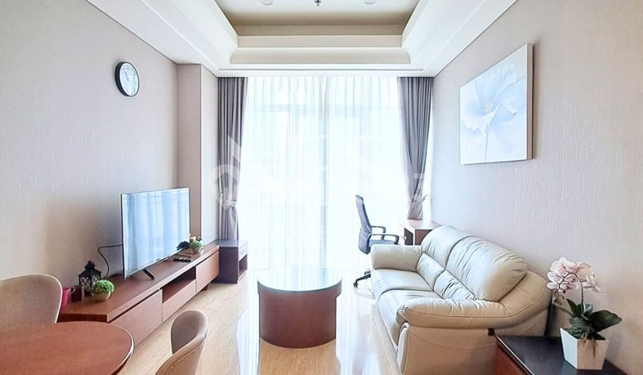 Jual Apartemen South Hills 2 Br, Bagus, Furnished, di Kuningan 2