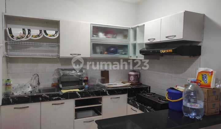 Rumah 2 Lantai The Green BSD 13