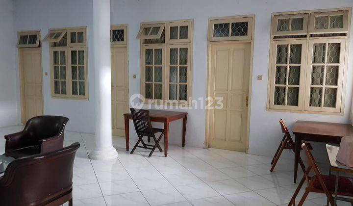 Dijual Rumah Bagus Semi Furnished SHM di Bogor Tengah, Bogor 2