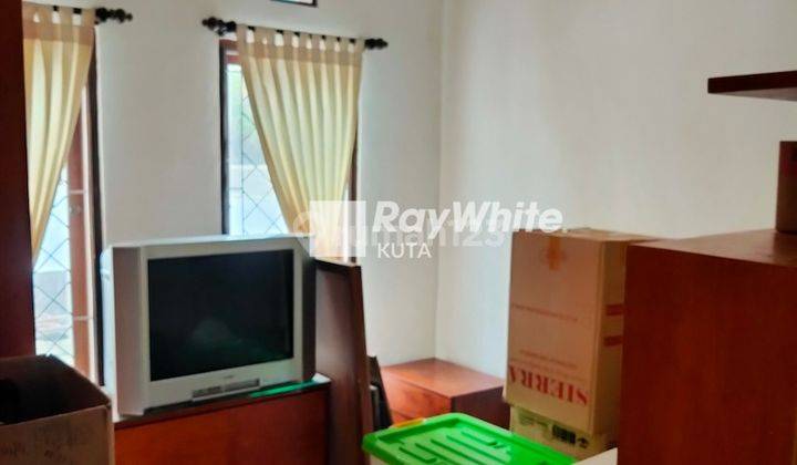 Rumah Nyaman di Area Yang Tenang di Perumahan Puri Gading 4