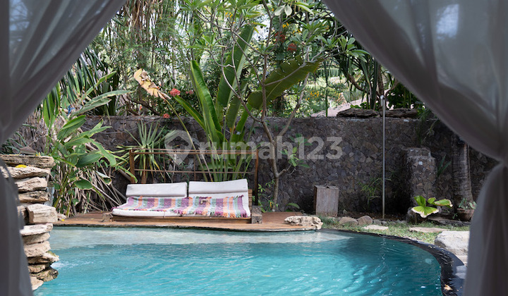 Wooden Joglo 1br Villa At Gili Trawangan 4