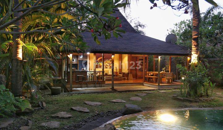 Wooden Joglo 1br Villa At Gili Trawangan 1