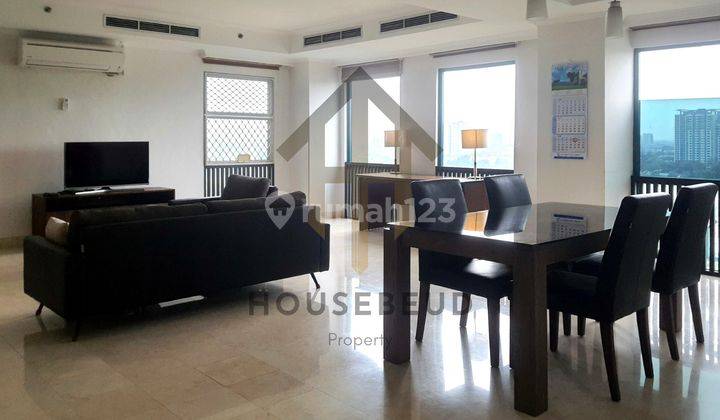 Apartement Golfhill Terrace Apartemen 3 BR Furnished Bagus  1