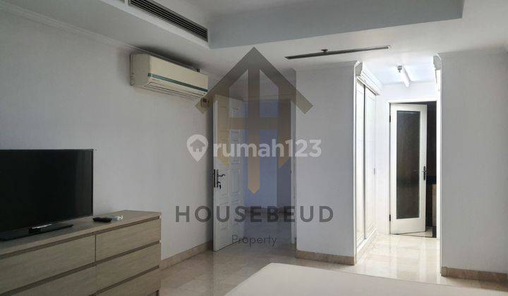 Apartement Golfhill Terrace Apartemen 3 BR Furnished Bagus  2